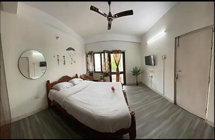 Grand T Nagar